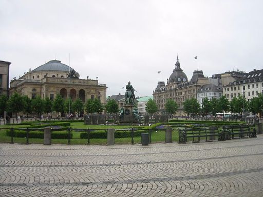kongres-nyrtov-mit-koeniglichem-theater